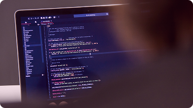 Un écran d'ordinateur avec du code